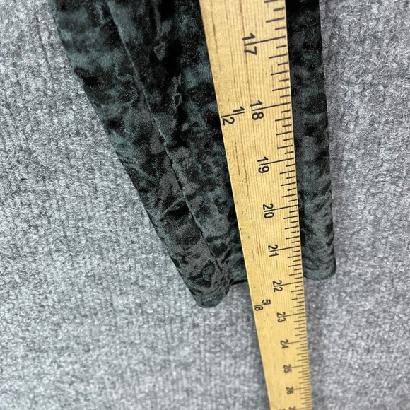NEW Victoria's Secret Black Crushed Velvet Bodysuit Long Sleeve V-Neck XS/S - Picture 5 of 9